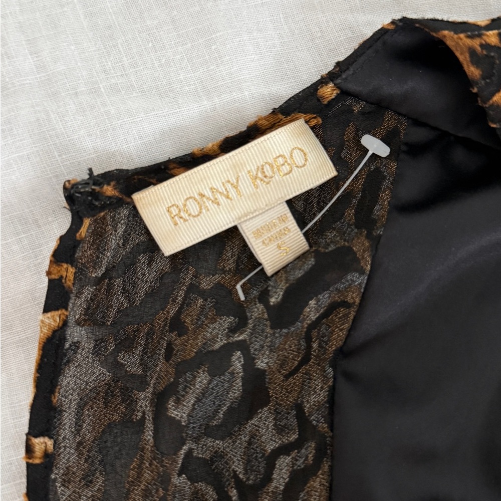 Ronny Kobo Leopard Print Puff Sleeve Dress - Picture 2 of 5